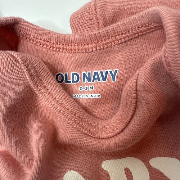Old Navy Baby Girls Bodysuit Bundle 0-3 M Lot of 4 - Picture 2 of 8